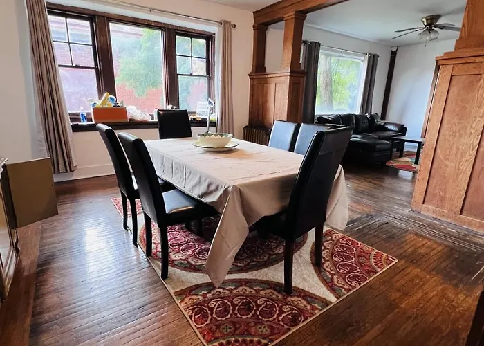 Penn House - Beautiful 3 Bedroom * Pittsburgh
