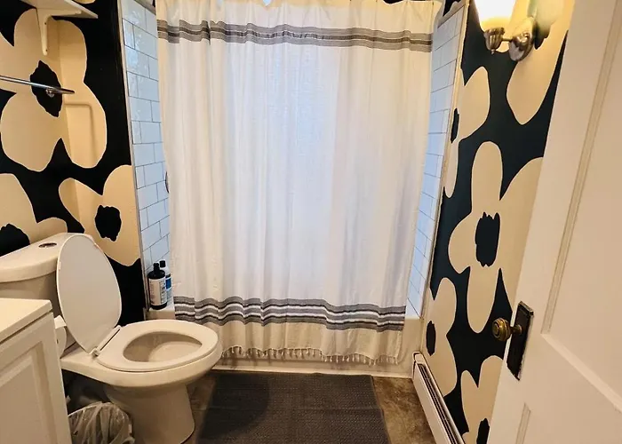 Apartment Penn House - Beautiful 3 Bedroom Pittsburgh