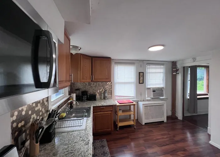 Penn House - Beautiful 3 Bedroom * Pittsburgh
