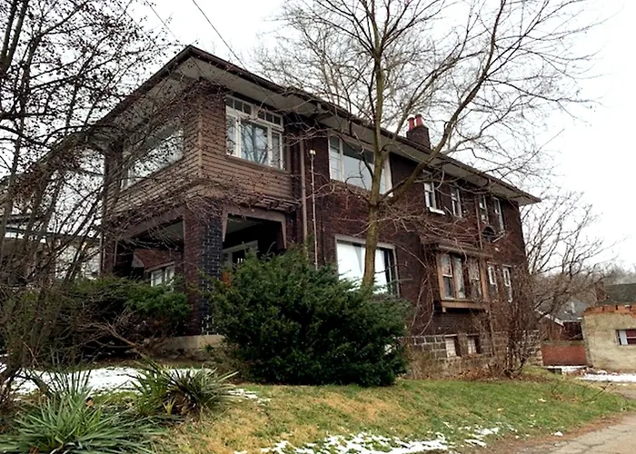 Apartment Penn House - Beautiful 3 Bedroom Pittsburgh